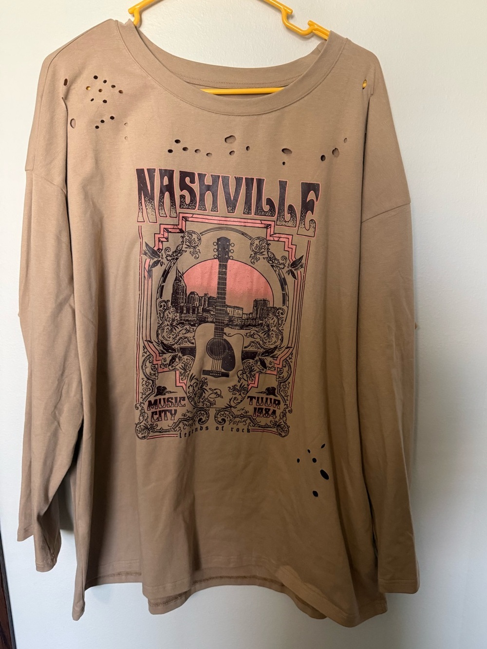 Nashville Graphic Distressed Tee XXL | Oversized Country Concert Band Shirt